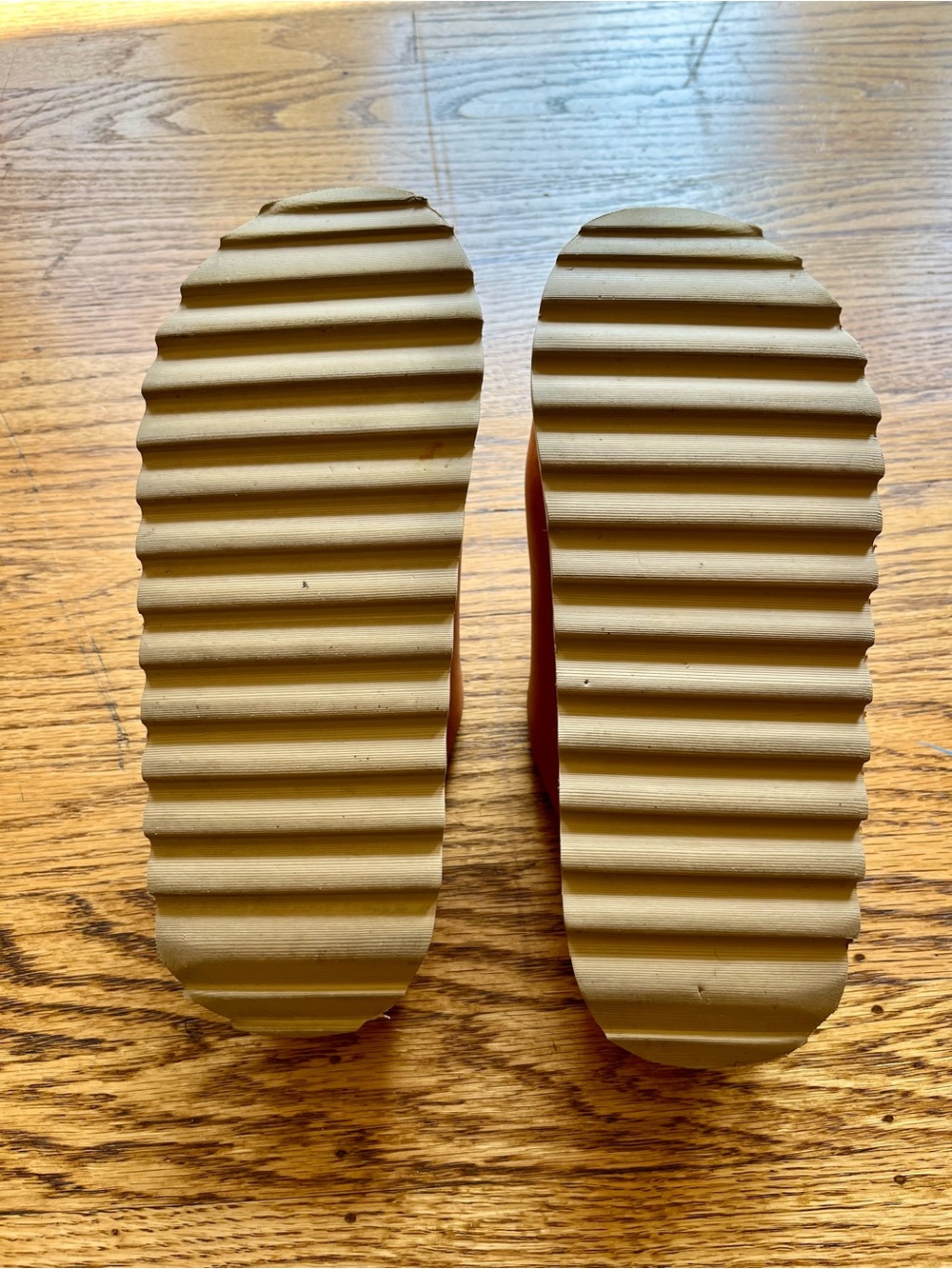 Bryr Chonk Clog in Whiskey - Picture 3 of 7
